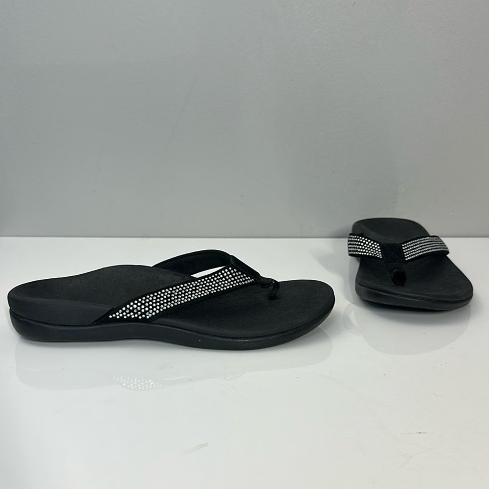 Vionic Tide Tiders Rhinestones Black Flip Flop Thong Sandals Size 6